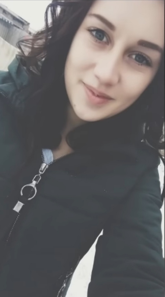 Алина. Ист: Социальные сети Вконтакте личная страничка героини.https://vk.com/id324028761