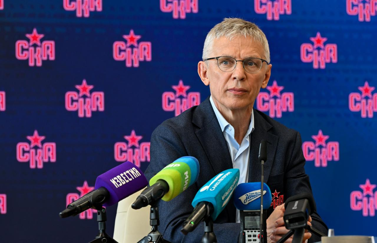 Ларионов сменил скандального Ротенберга на посту главного тренера СКА, но результата пока нет. Фото: t.me/hcska