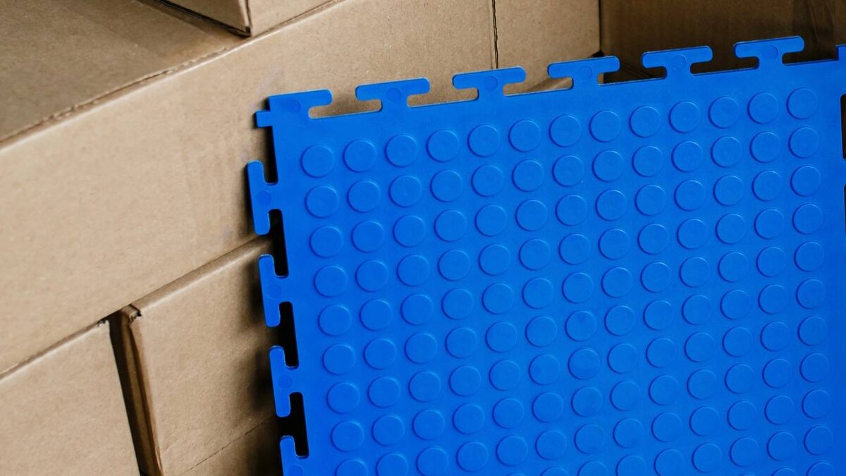 напольное покрытие в спальню