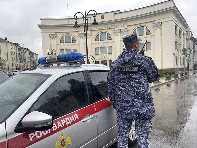 20 хулиганов пресекли тверские росгвардейцы. Одного подозреваемого задержали