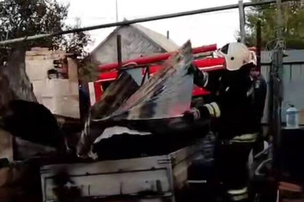    Где были родители девочек, которые погибли во время пожара в Кувандыке? Урал56.Ру узнал подробности