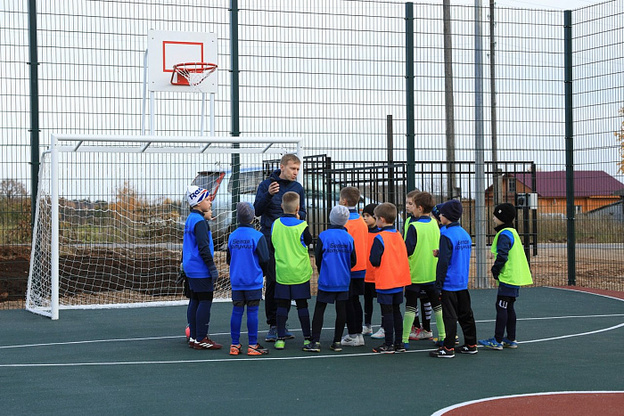    В Белой Холунице открылось «Отличное место»