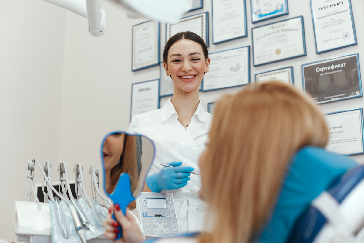 Фотография взята с сайта стоматологии Дмитрович Фэмили https://www.dmitrovich.ru/