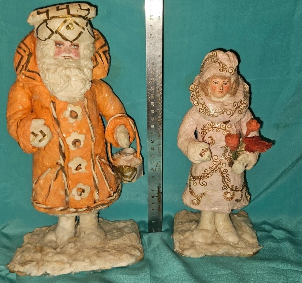 Старинные елочные игрушки "Дед Мороз и Снегурочка".