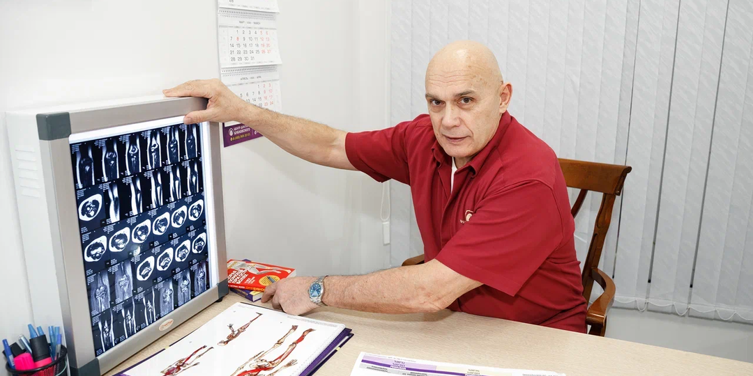 Отёки, усталость и высокий сахар? Бубновский рассказал про простое упражнение для стоп, которое включает спящий кровоток