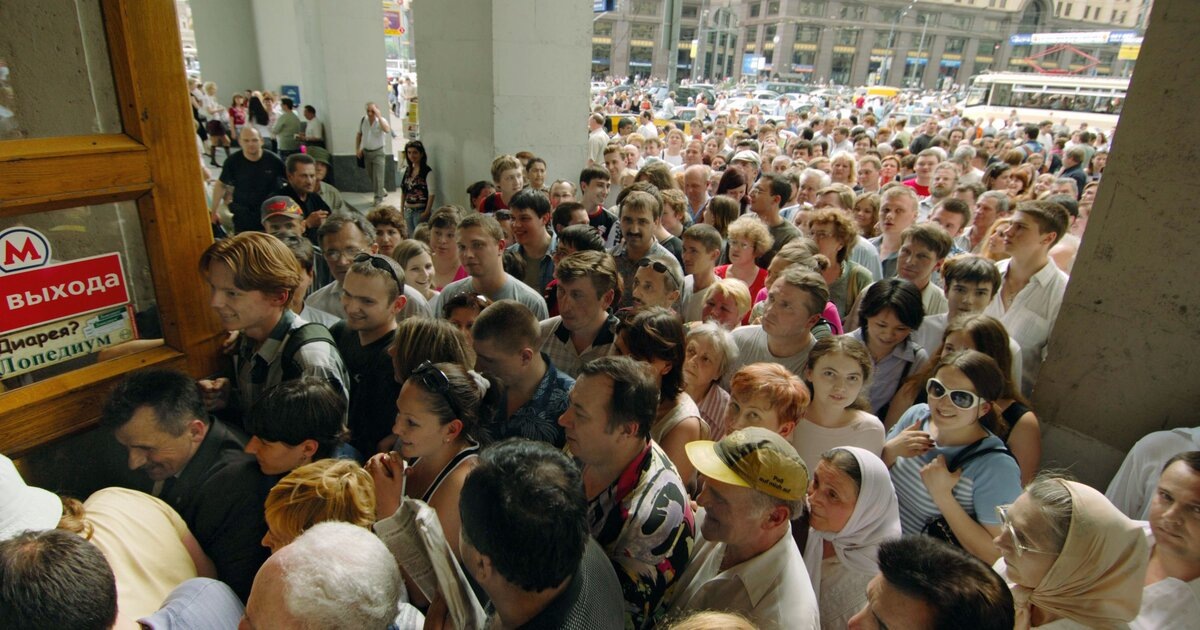 Ситуация около станции метро "Павелецкая" 25 мая 2005 года. Фото: ИТАР-ТАСС.