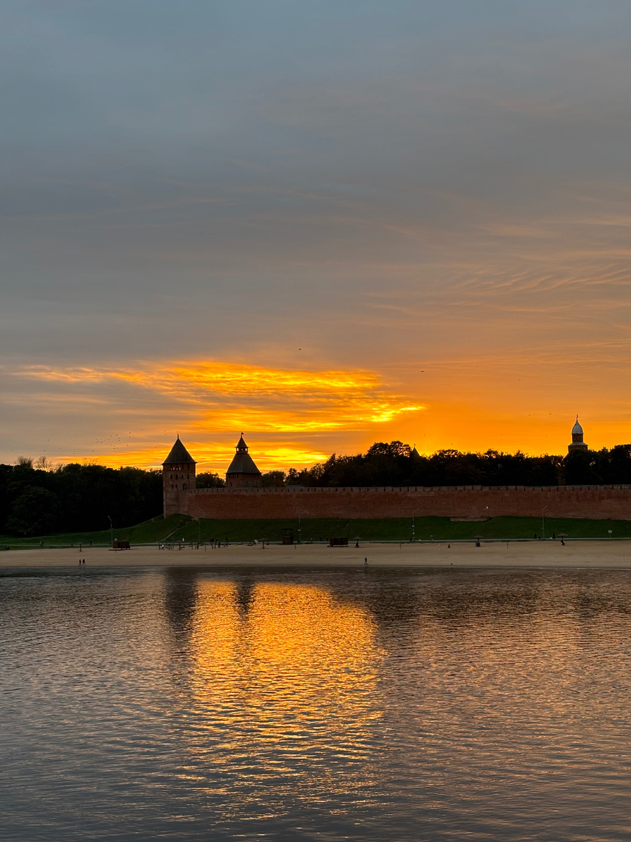 Вечерний Великий Новгород 