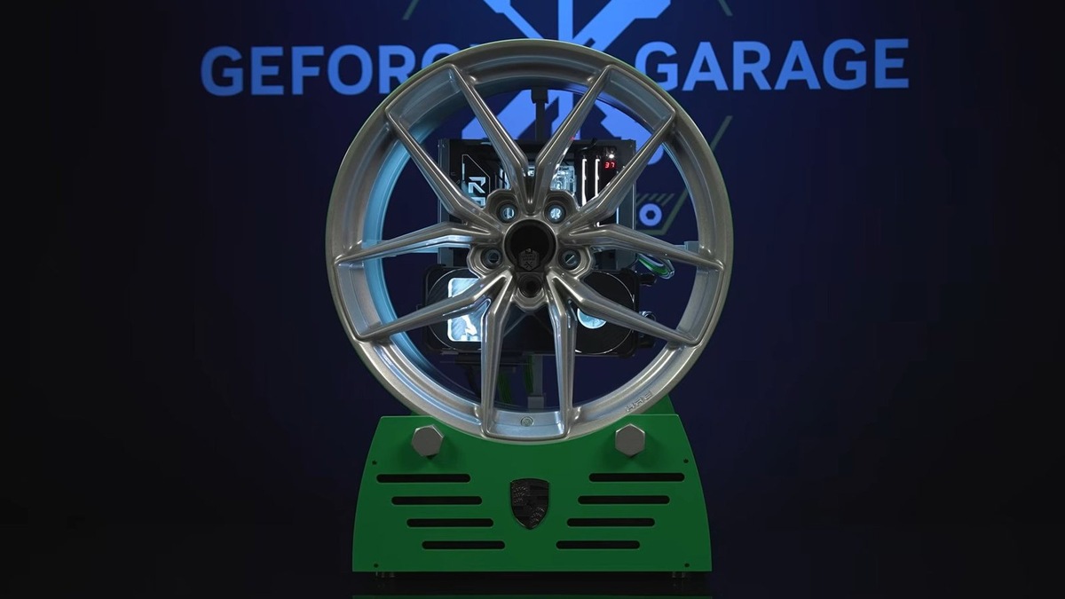    Компьютер в колесе Porsche 911