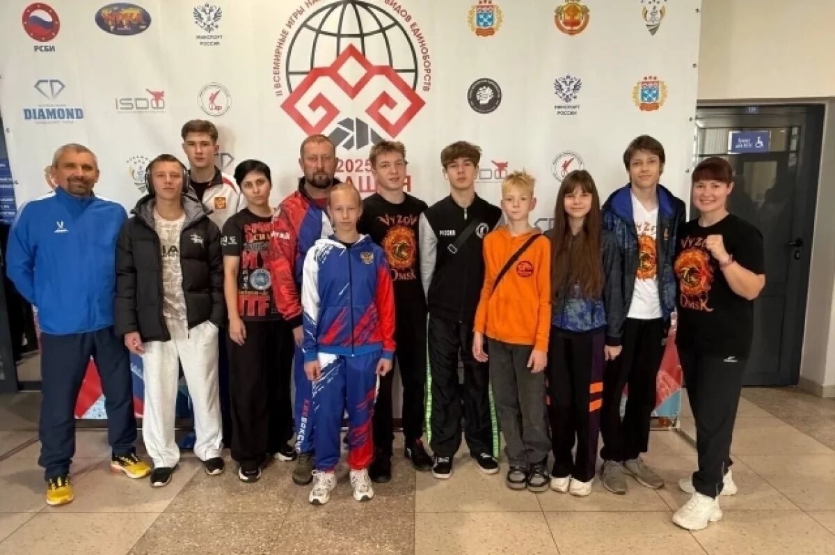    Омские кикбоксеры взяли семь медалей на Кубке мира в Чебоксарах