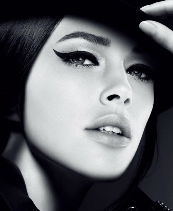 История, которая изменит ваш взгляд на обычную подводку. От ядовитых рецептов Клеопатры до дерзкого образа Эми Уайнхаус.