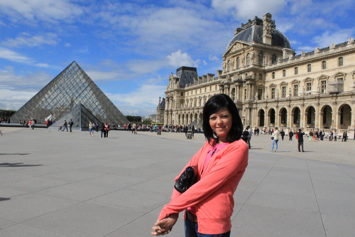 Лувр в Париже 