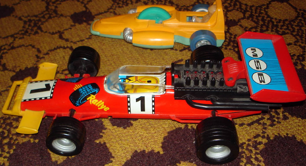 Не исключено, что "Звездочка" была аналогом вот этой машинки родом из ГДР