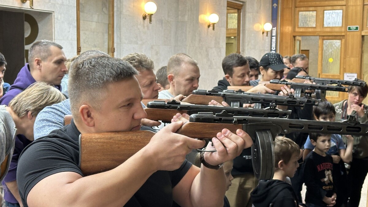    Папы с детьми смогут бесплатно посетить Музей Победы в День отца