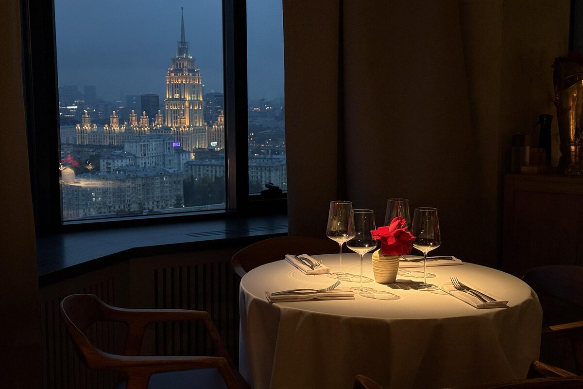 пресс-служба 0.75 please Moscow📷Интерьер ресторана 0.75 please Moscow на Смоленской площади