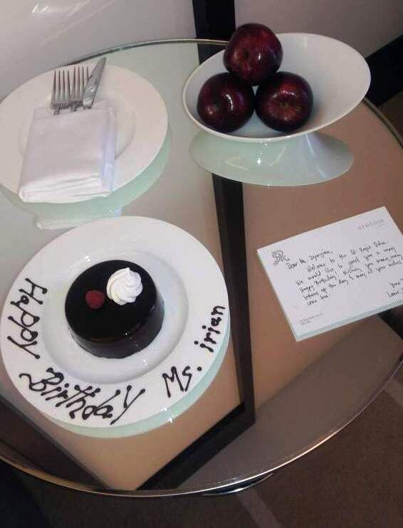 в отеле поздравили