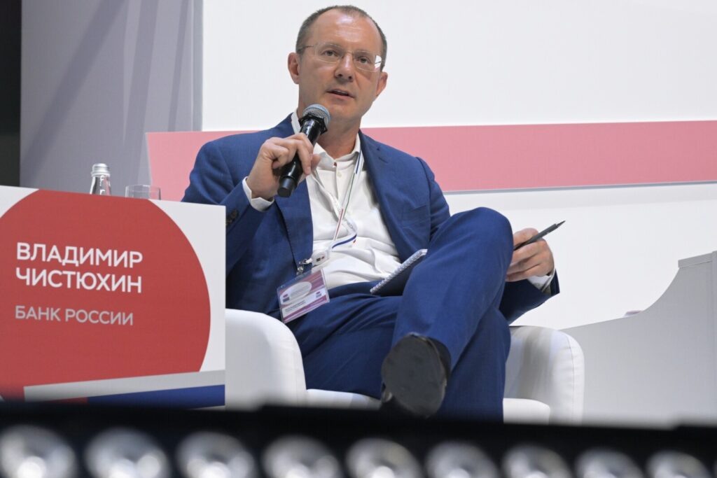    Первый заместитель председателя Банка России, член Совета директоров Банка России Владимир Чистюхин. Алексей Никольский / РИА Новости