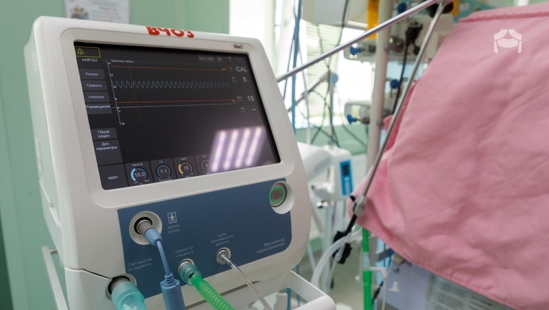    Новейшие аппараты ИВЛ помогают сохранять лёгкие новорождённых и сокращать срок искусственной поддержки Фото: Дмитрий Ахмадуллин / / ИА «Победа26»