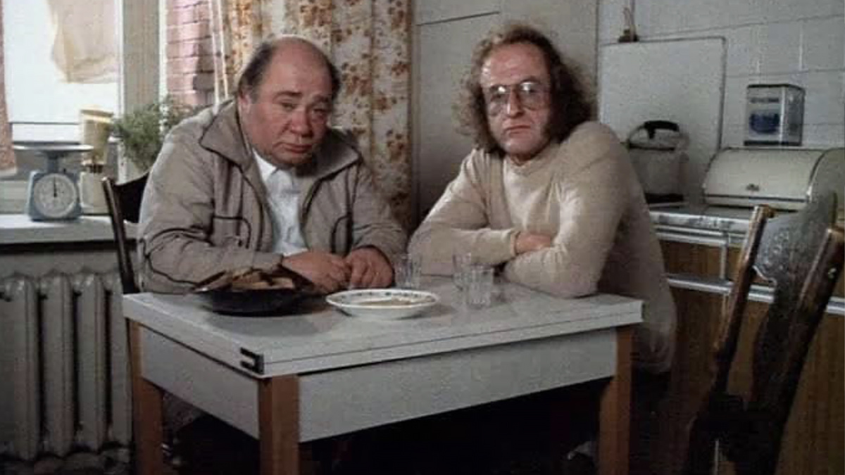 Кадр из фильма "Осенний марафон"