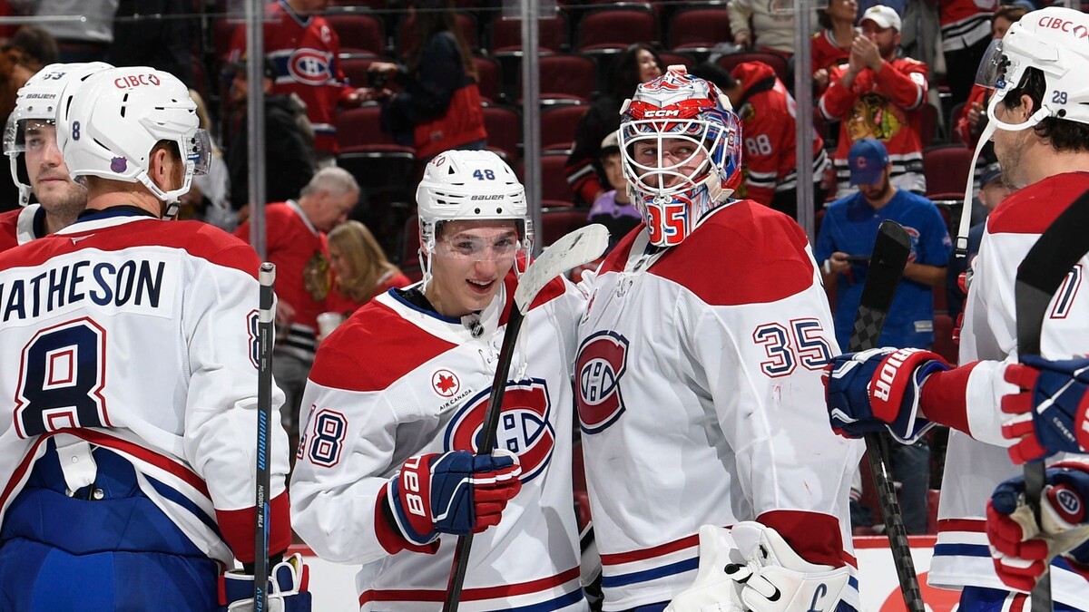    Лэйн Хатсон (в центре слева). Фото: Canadiens Montréal/x.com