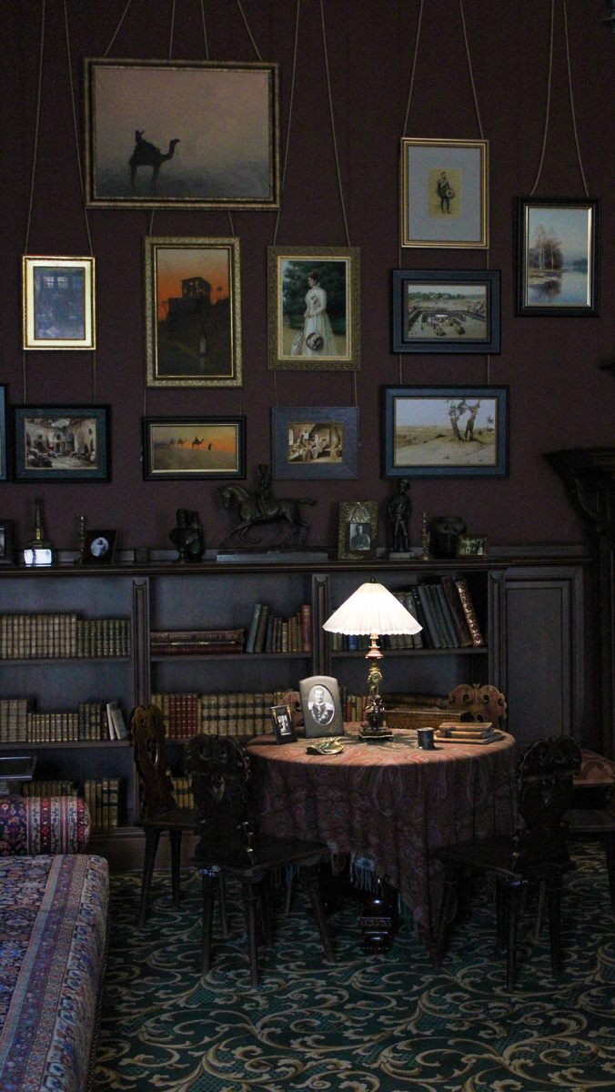 Александровский дворец