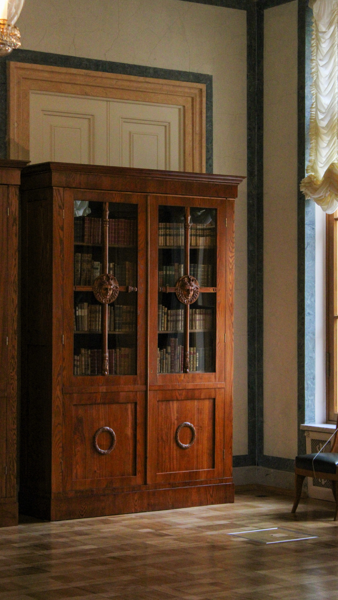 Александровский дворец