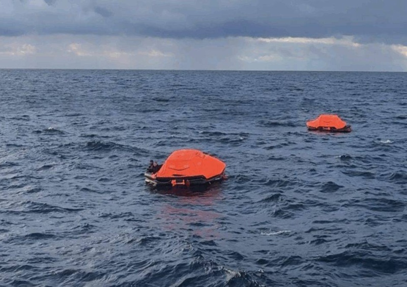    В Чёрном море затонуло грузовое судно с украинским экипажем