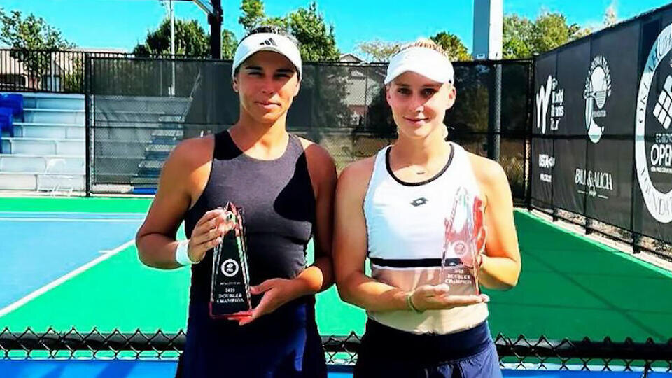     Россиянка и украинка выиграли парный турнир по теннису в США РЕН ТВ