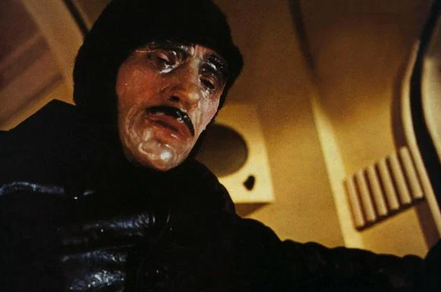 Кадр из фильма «Тайна белой монахини» (1966)