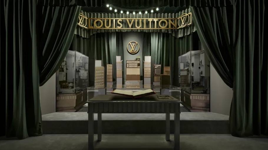 Выставка “Louis Vuitton Art Deco” в выставочном зале LV Dream