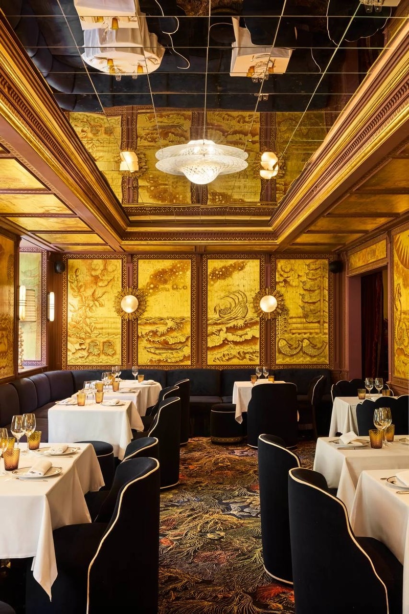 Новый интерьер легендарного ресторана Prunier