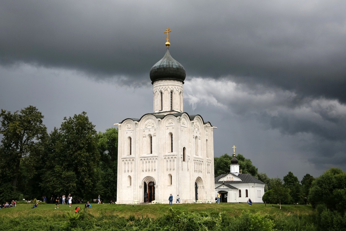    Церковь Покрова на Нерли в деревне Боголюбово Владимирской области. 2020 год. /Павел Львов / РИА Новости