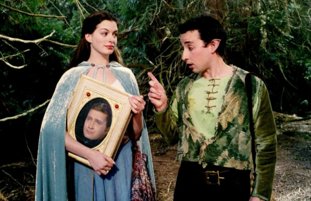 Ну а это еще один друг, который потом с одной гигантской женщиной на вечеринке и тусовке отплясывал и общался