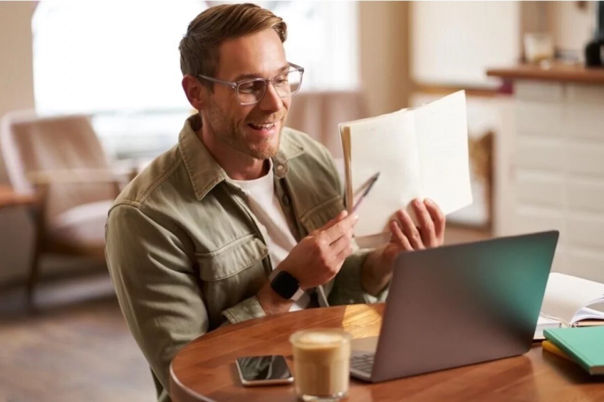    Житель Хабаровского края пытался забрать письмо и остался без 5 млн рублей