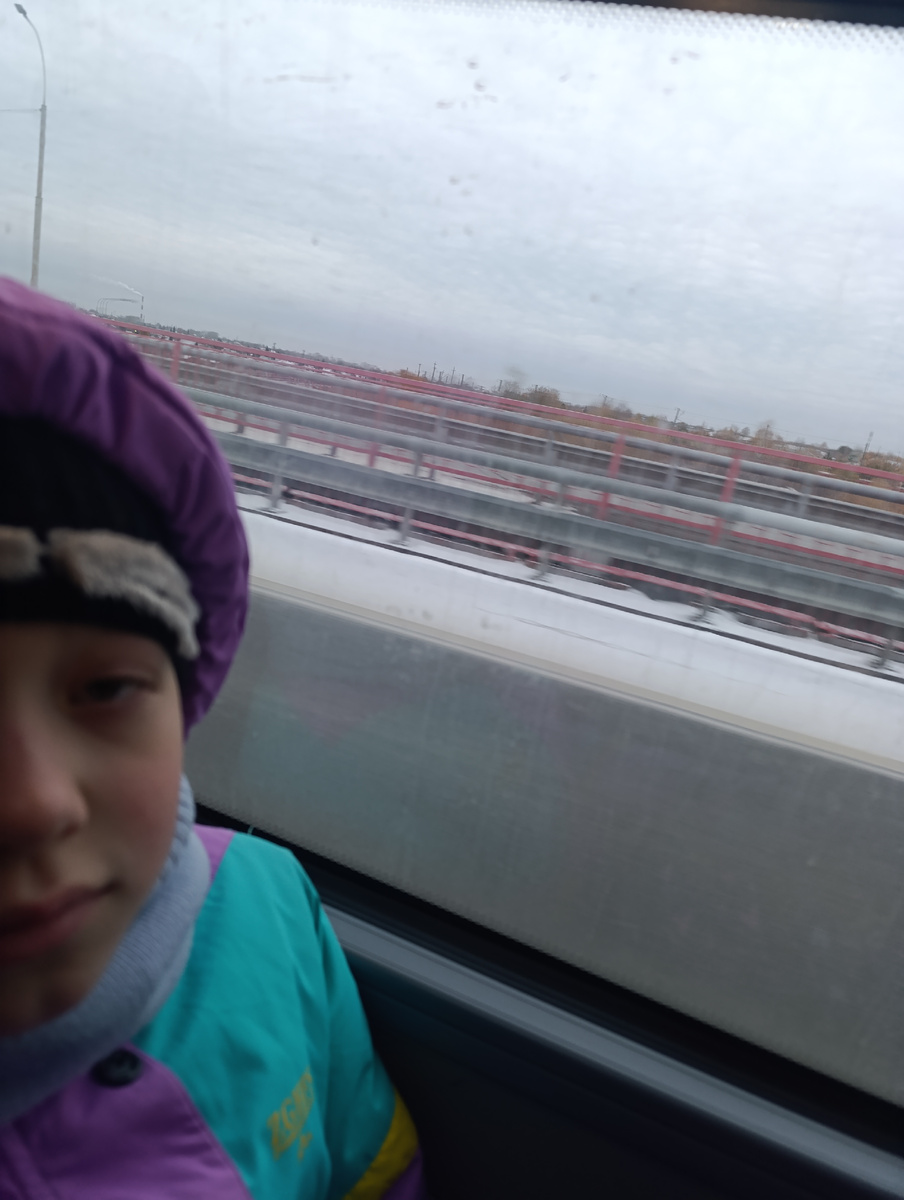 Здесь снежок есть)