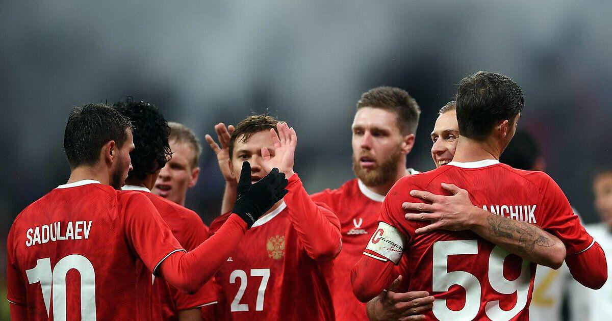 Не проигрываем с 2021-го года. И радостно, и грустно: официальных-то матчей так и нет...