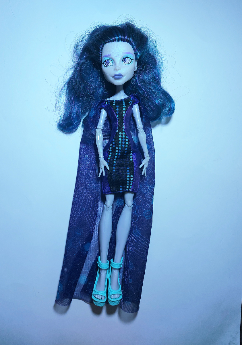 Кукла до преображения. Покупала на авито б/у