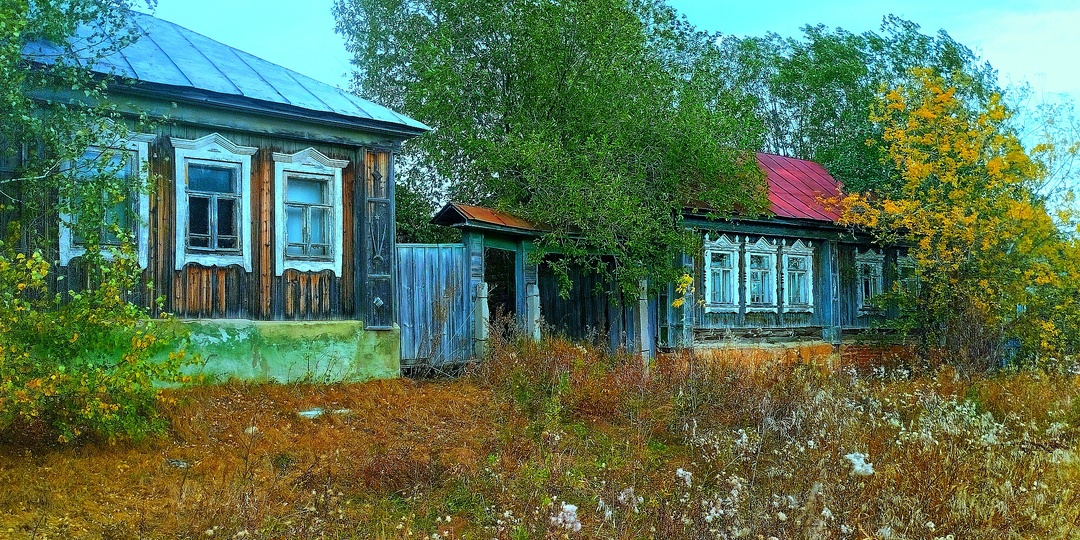 ЗАБРОШЕННОЕ ТАТАРСКОЕ СЕЛО В ПЛОДОРОДНЫХ ЗЕМЛЯХ. ДЕСЯТКИ БРОШЕННЫХ ДОМОВ.