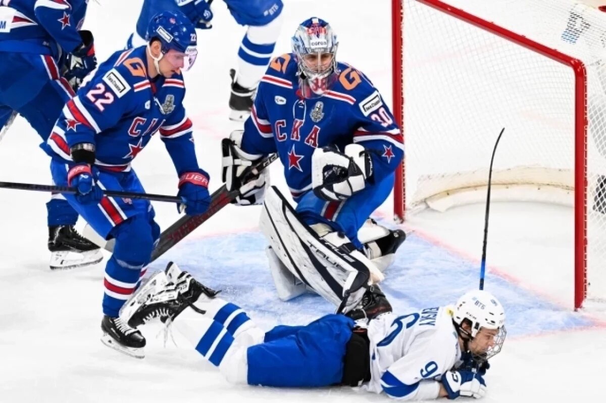    Победа петербургского «СКА» над «Автомобилистом» оказалась ошибкой