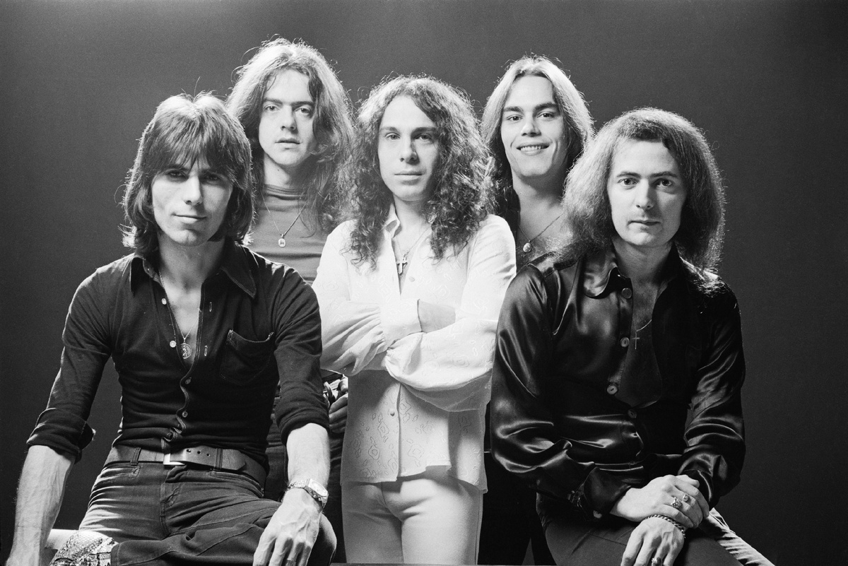 Восход новой радуги: (слева направо) Кози Пауэлл, Джимми Бейн, Ронни Джеймс Дио, Тони Кэри, Ричи Блэкмор || Getty Images