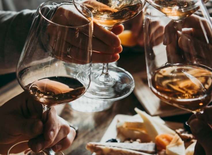 Как дегустировать вино дома
