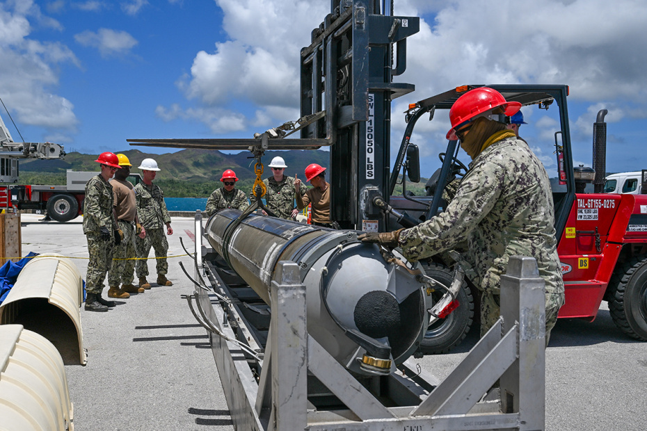    U.S. Navy/Lt. James Caliva