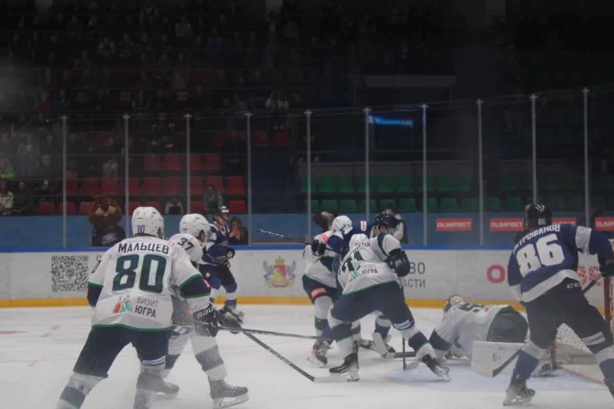    Воронежский ХК «Буран» не покорил «Югру»