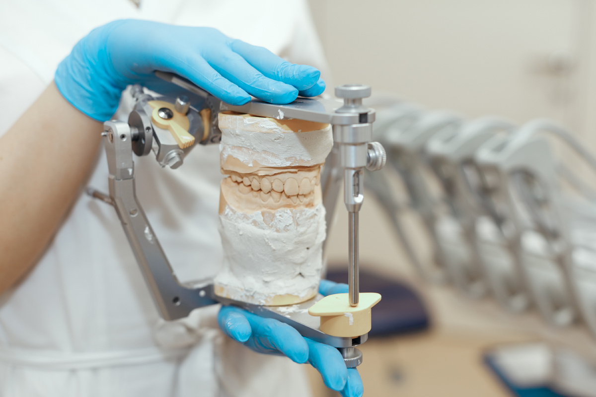 Фотография взята с сайта стоматологии Дмитрович Фэмили https://www.dmitrovich.ru/