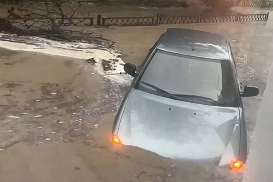    Жителей и гостей попросили быть осторожными
