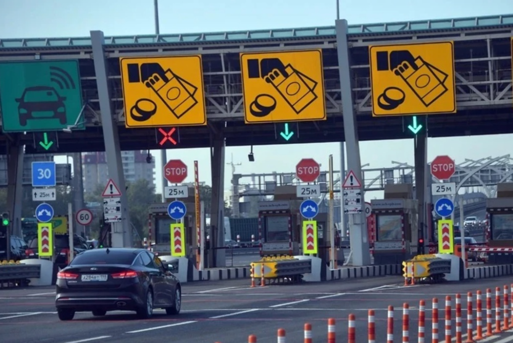 Новая платная дорога на западе Москвы