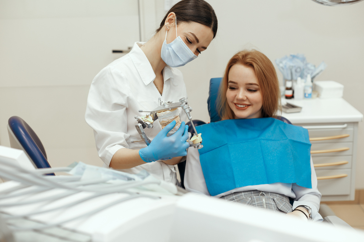 Фотография взята с сайта стоматологии Дмитрович Фэмили https://www.dmitrovich.ru/