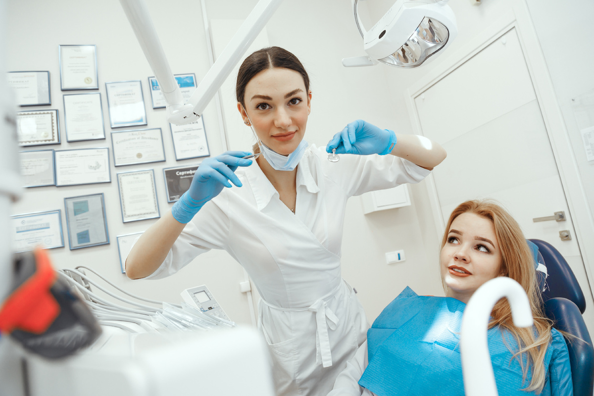 Фотография взята с сайта стоматологии Дмитрович Фэмили https://www.dmitrovich.ru/