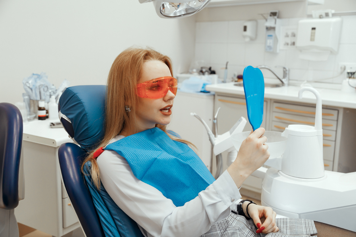 Фотография взята с сайта стоматологии Дмитрович Фэмили https://www.dmitrovich.ru/