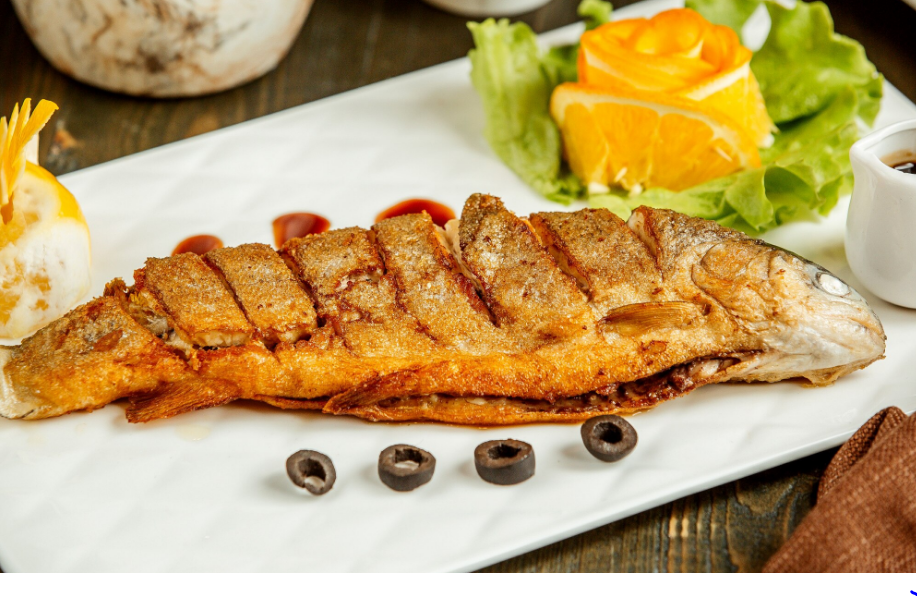    Жарю карася и карпа по рецепту из бабушкиной тетради под записью: «Как добиться идеальной хрустящей корочки»