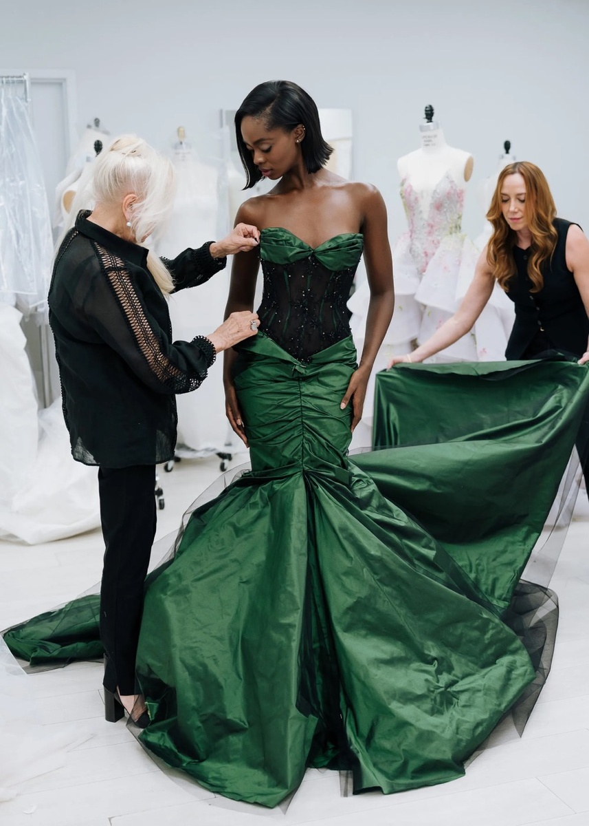    Ines Di Santo представил коллекцию свадебных платьев по мотивам фильма «Злая» (фото 3)